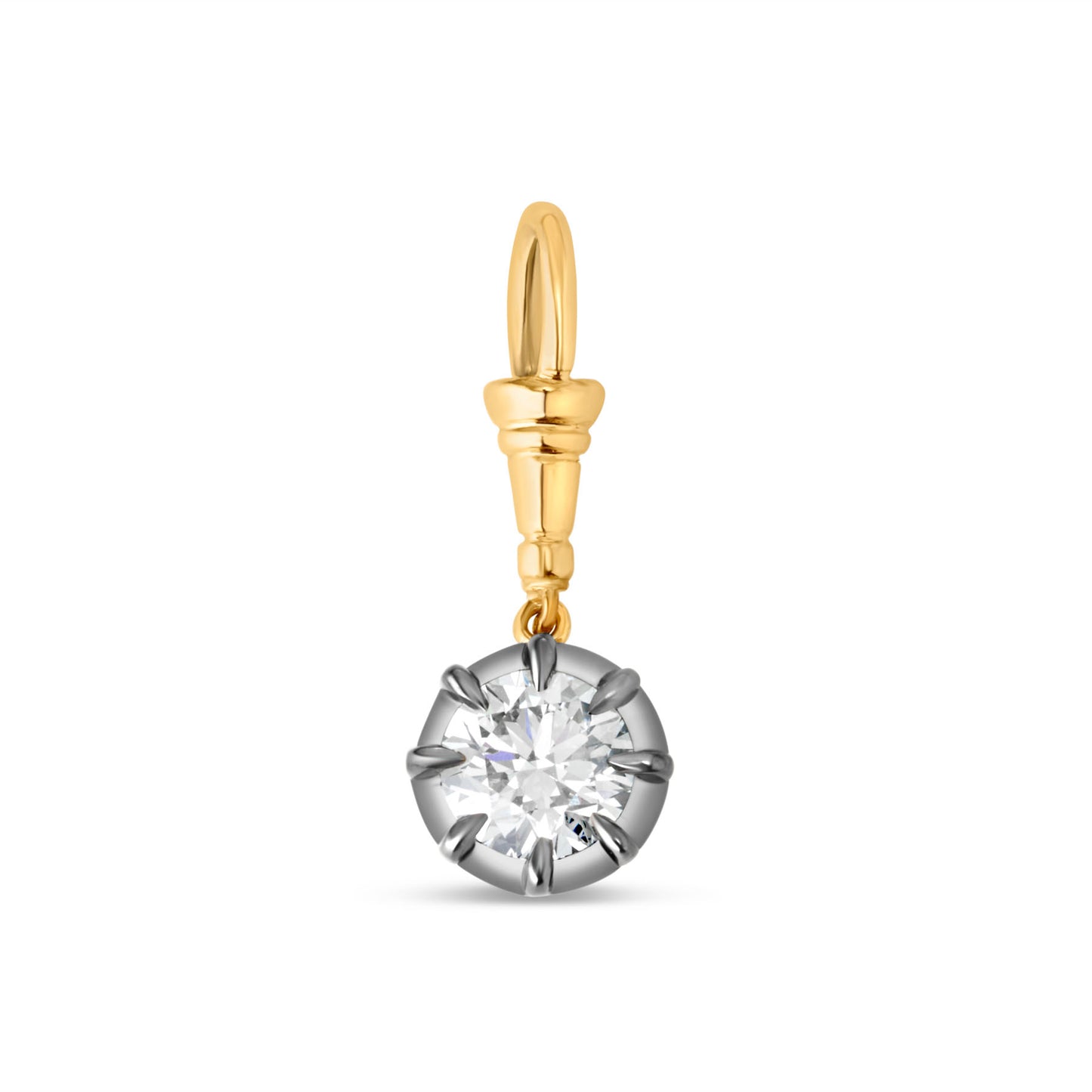 GEORGIAN ROUND PENDANT ON CUT CLASP