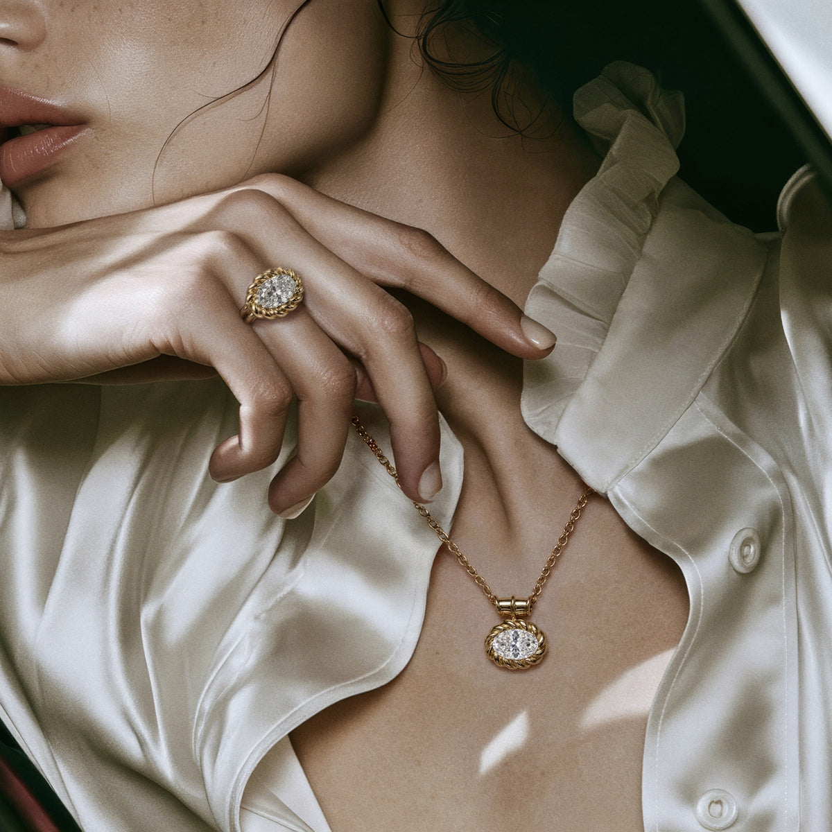 SABINA PENDANT