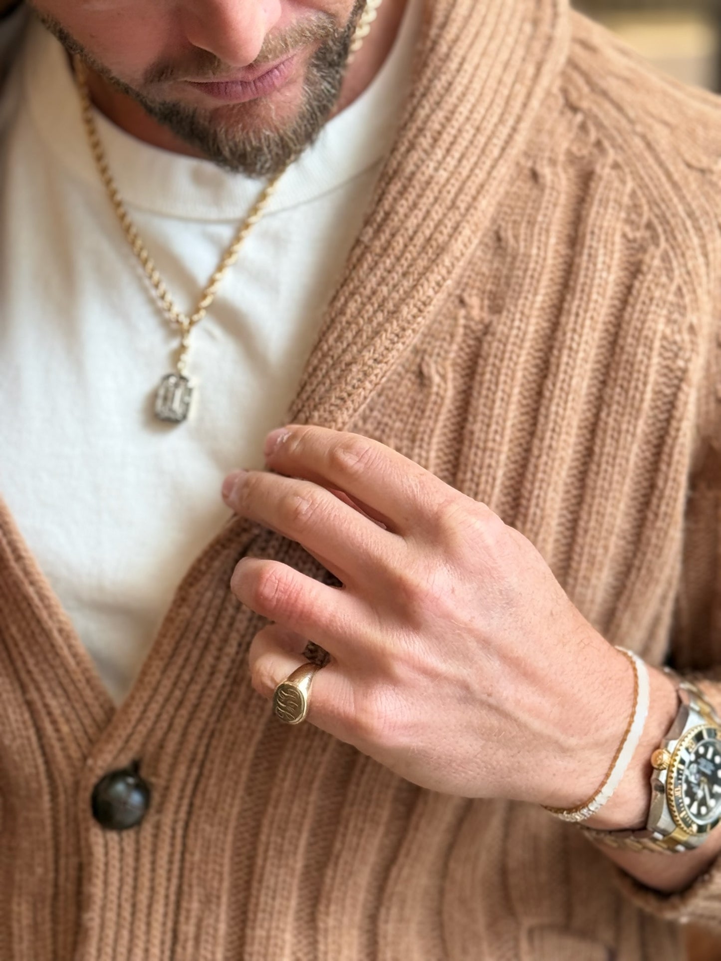 CUSTOM MENS SIGNET RING