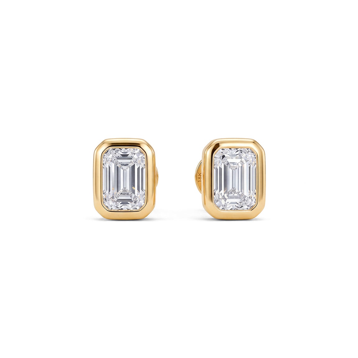 FORMA EMERALD CUT BEZEL DIAMOND STUDS
