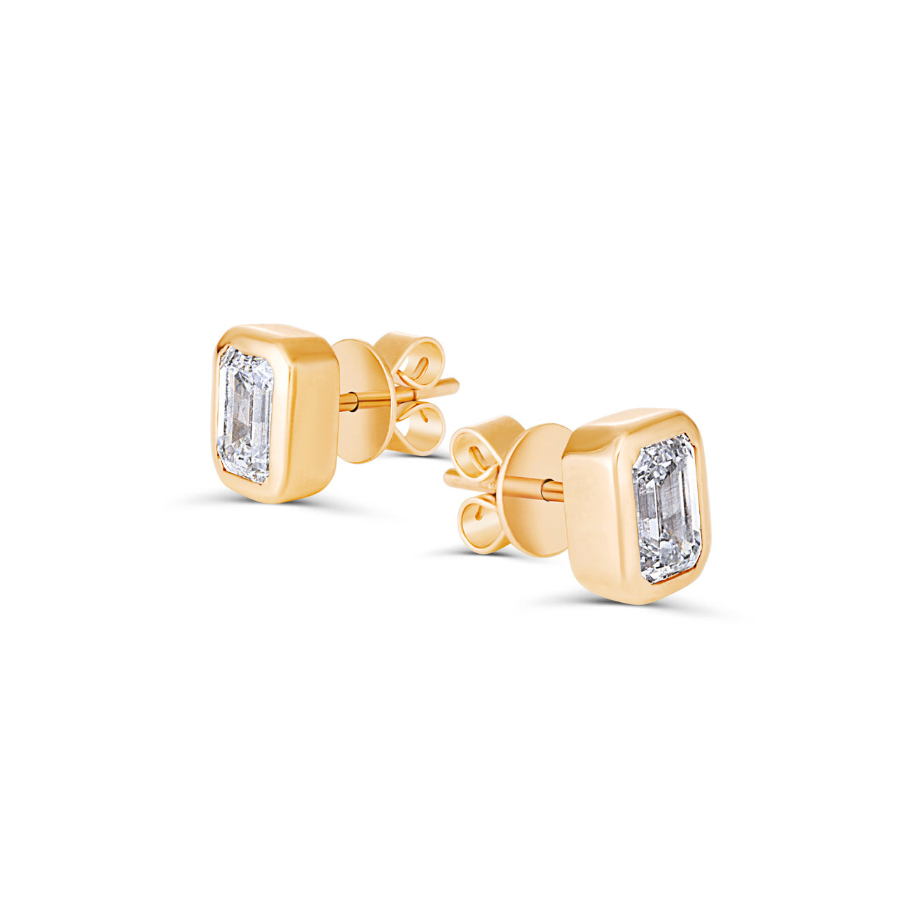FORMA EMERALD CUT BEZEL DIAMOND STUDS