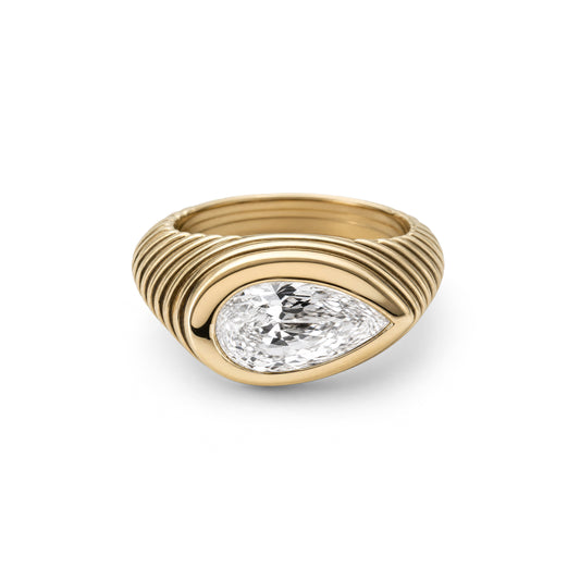 Contessa Pear Diamond Pinkie Ring