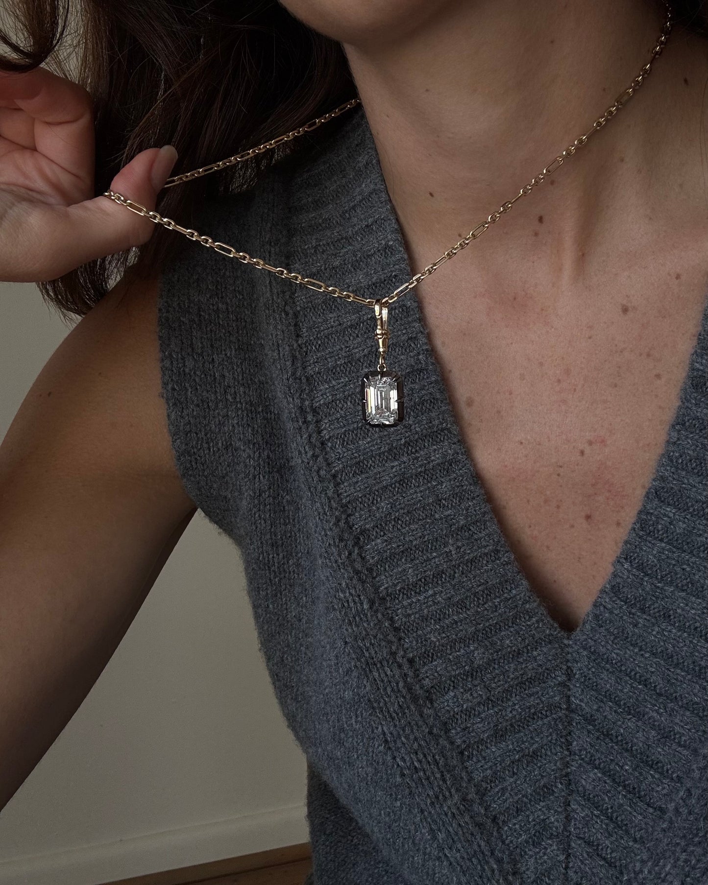 SOPHIA EMERALD CUT PENDANT