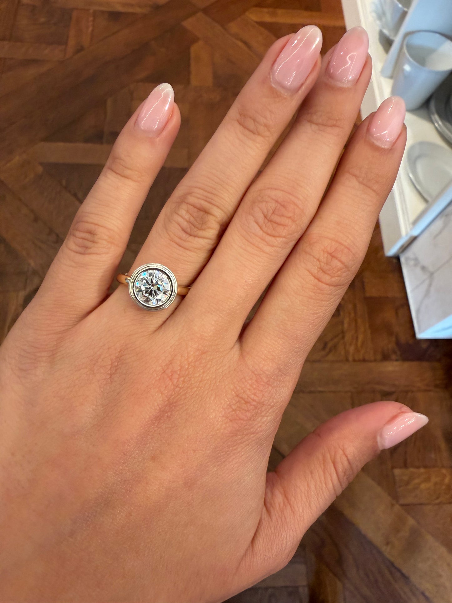CONTESSA ROUND RING