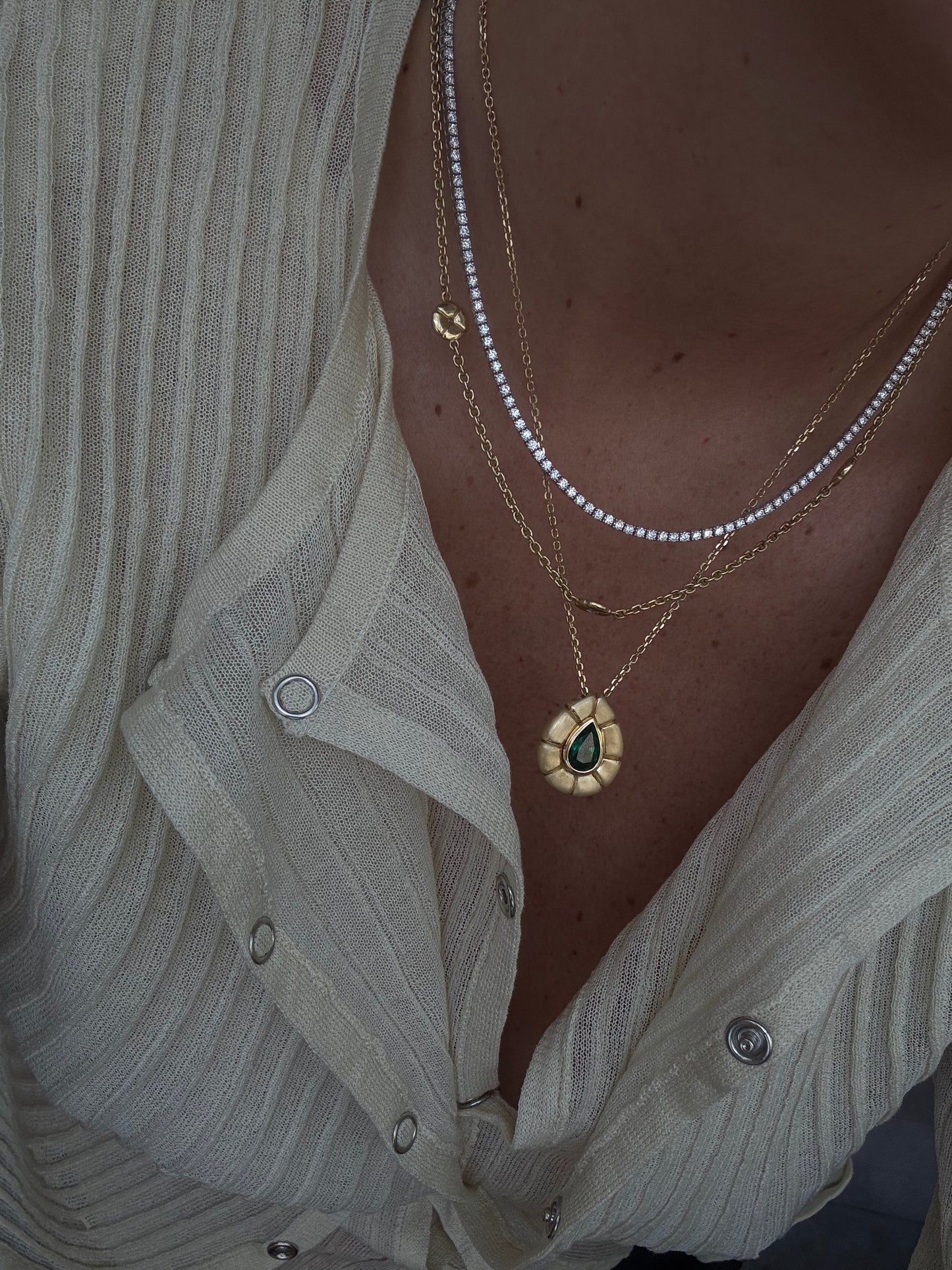 THE OVELLA NECKLACE
