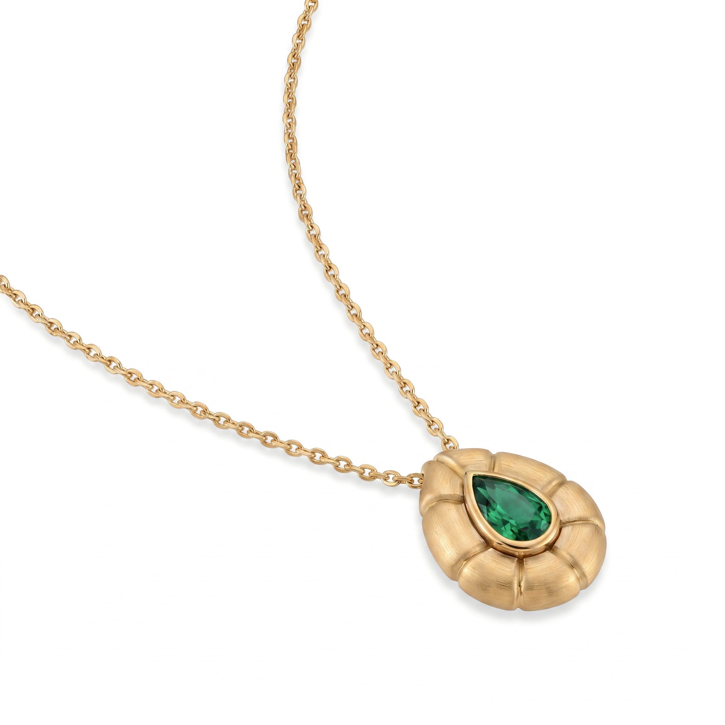 THE OVELLA NECKLACE