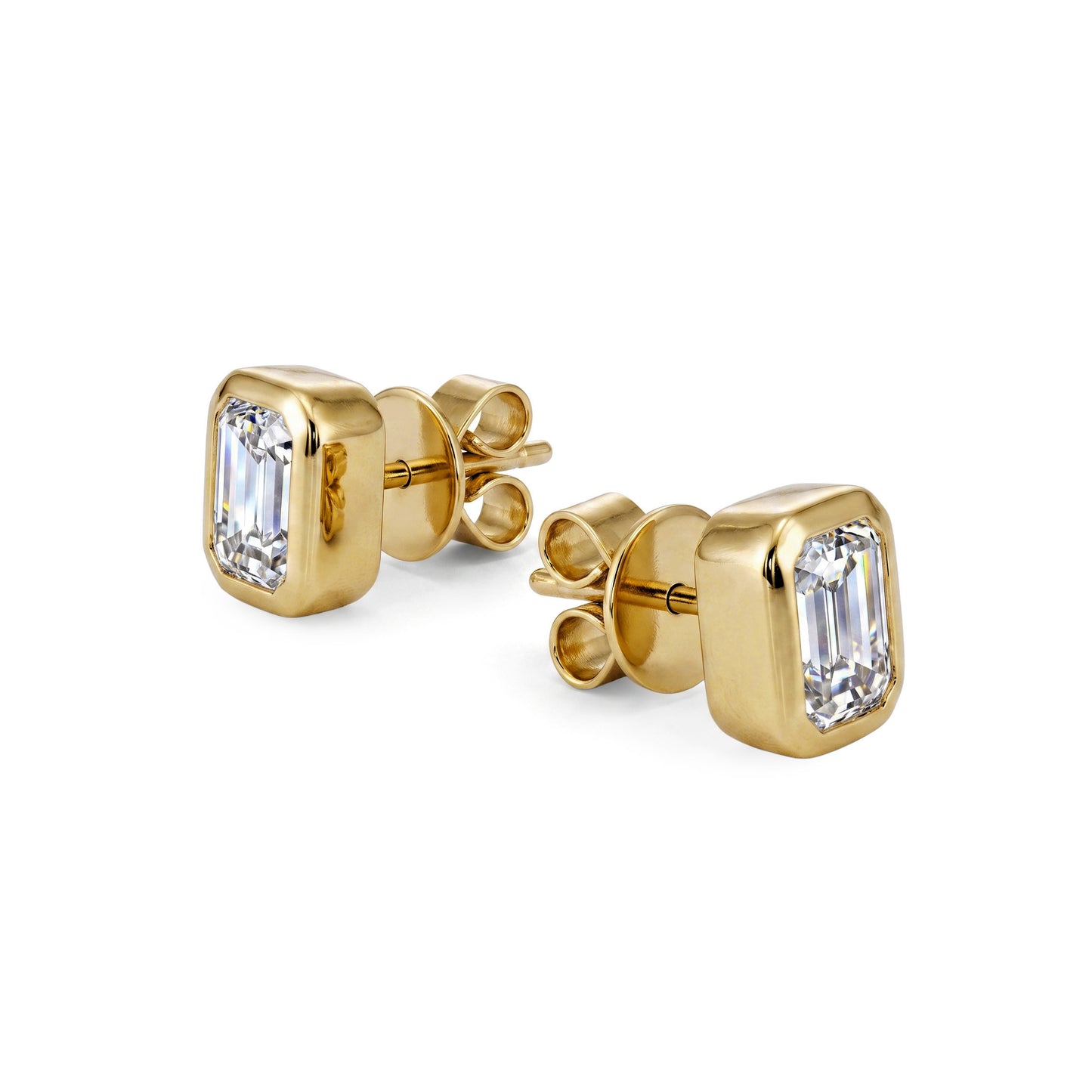 FORMA EMERALD CUT BEZEL DIAMOND STUDS