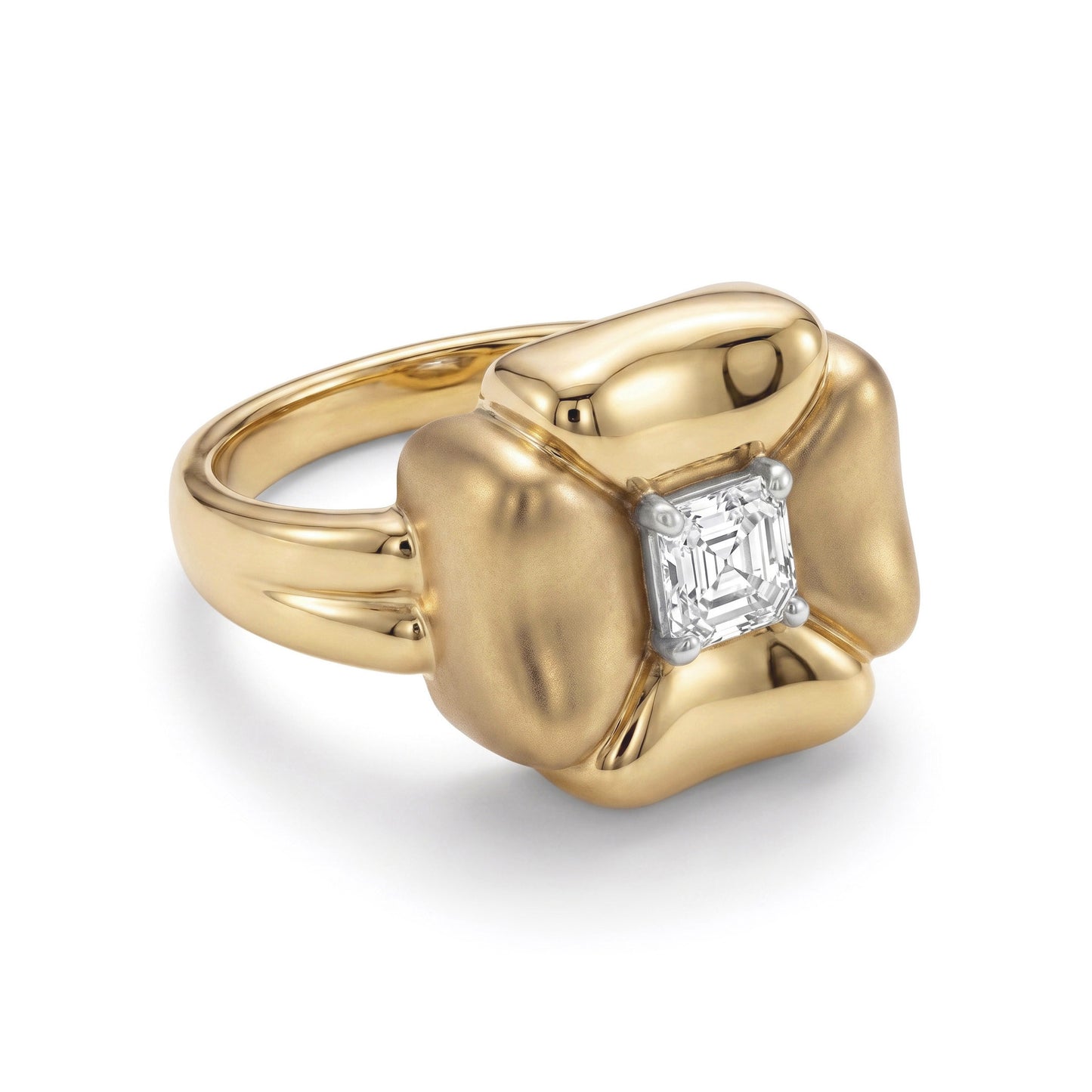THE VESTA RING