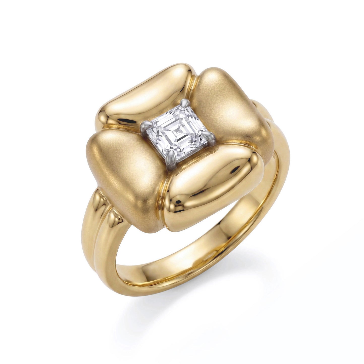 THE VESTA RING